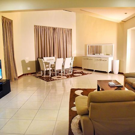 Al Hamra Plaza Apartment มานามา ภายนอก รูปภาพ